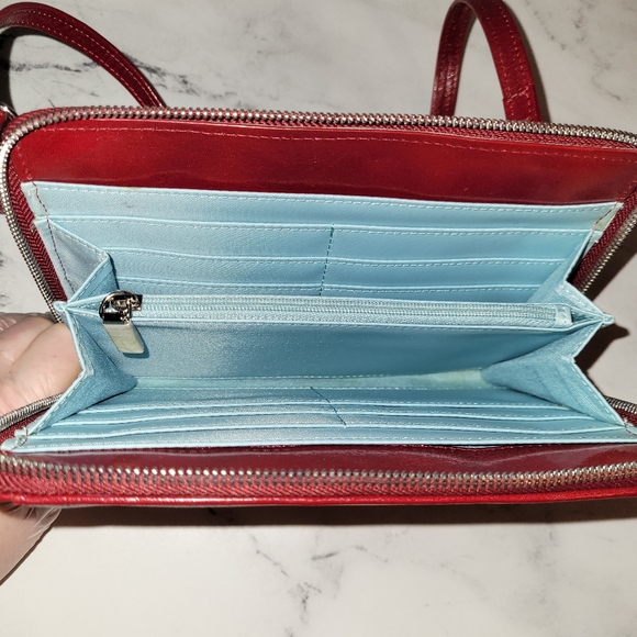 HOBO Int'l Cherry Red Leather Crossbody Convertible Wallet - Picture 4 of 10